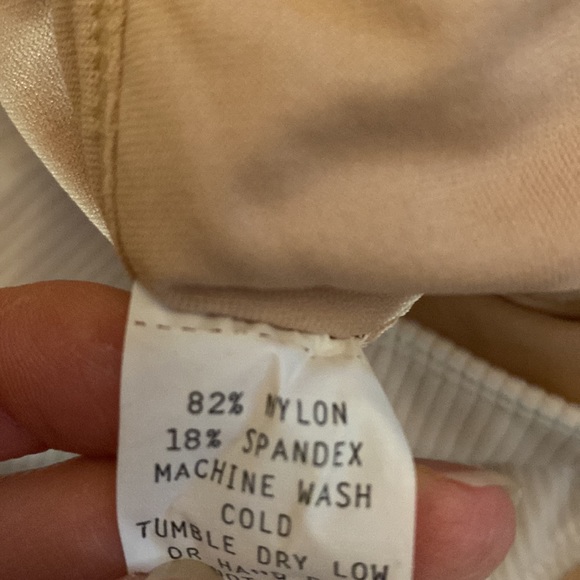 Kortni Jeane Extended High-Waisted Bottoms - Picture 4 of 5